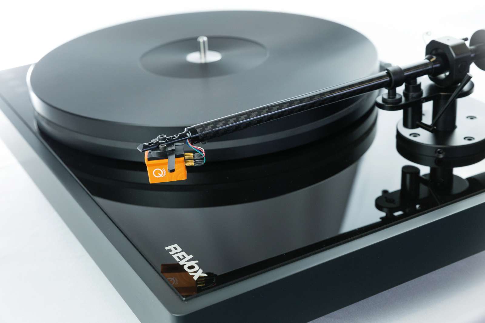 Revox_T700_Turntable_800x800@2x